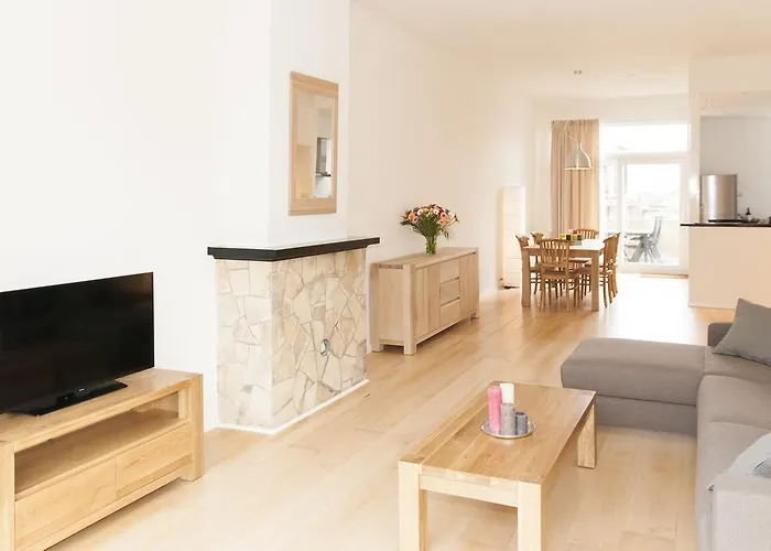 德尔希斯尼公寓 公寓式酒店