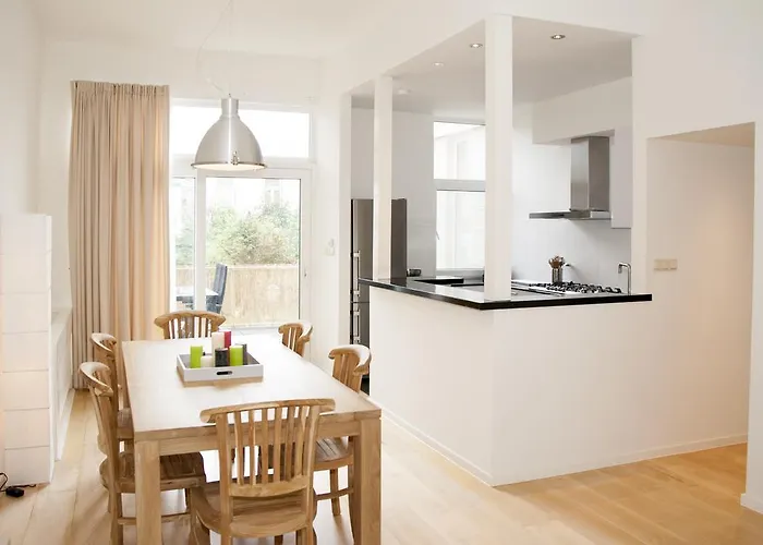 德尔希斯尼公寓 公寓式酒店 赞德沃特