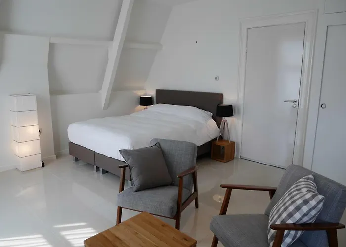 德尔希斯尼公寓 公寓式酒店 赞德沃特