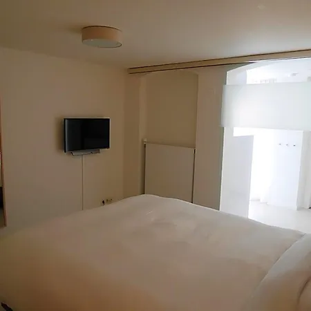 Casa Del Cisne Aparthotel