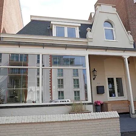 Casa Del Cisne 4* Zandvoort
