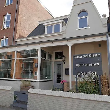 Casa Del Cisne Zandvoort