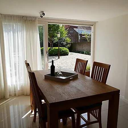Casa Del Cisne 4* Zandvoort